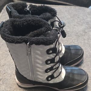 Totes Black and White Rain & Snow Boots with Stylish Design
